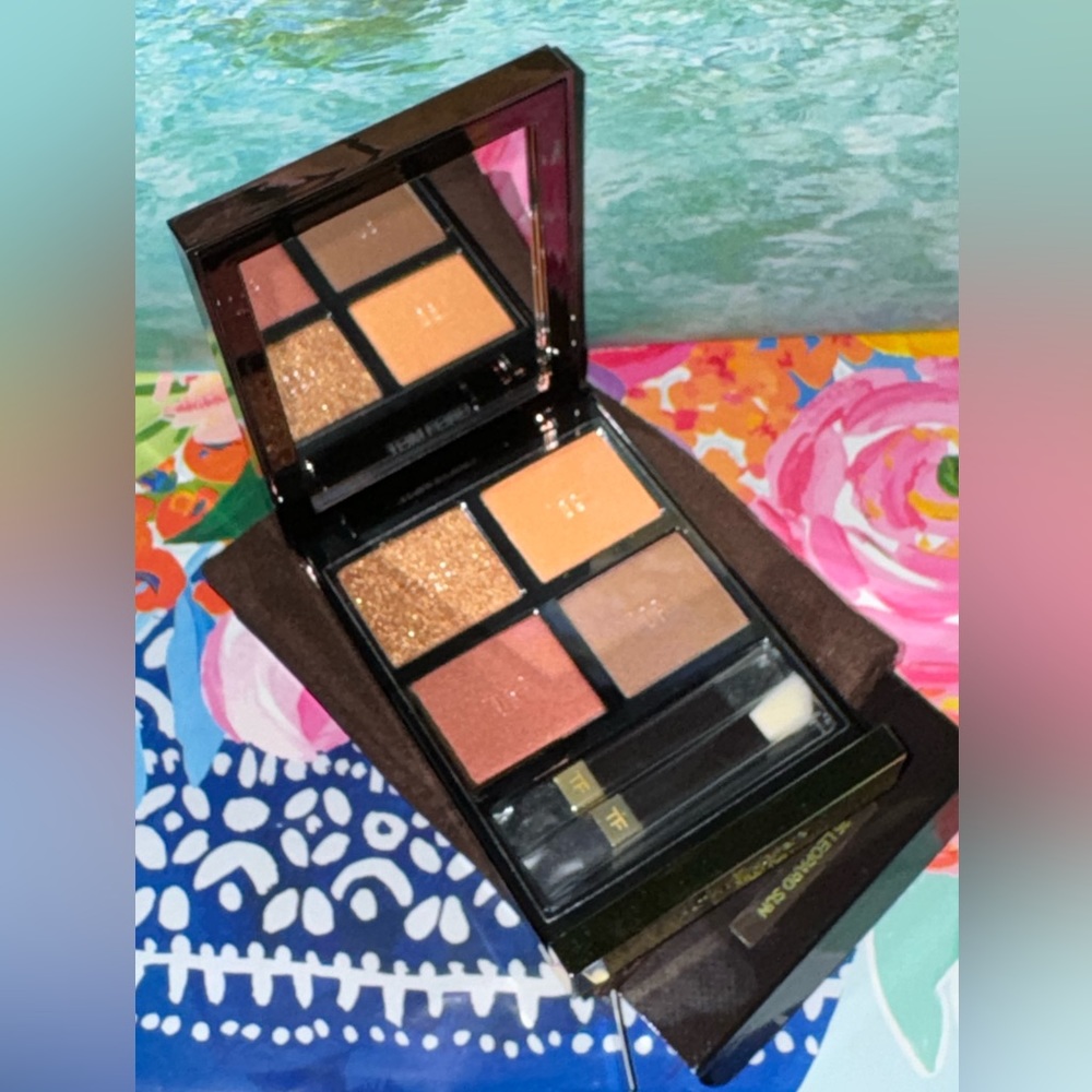 NIB NWT Tom Ford Eye Color Quad Eyeshadow Compact Mirror Palette 26 Leopard Sun - Picture 6 of 14
